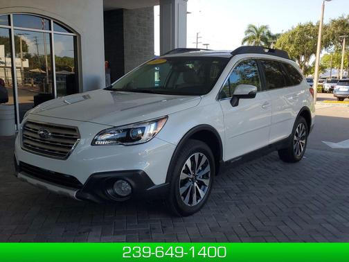 Crystal White Pearl 2017 Subaru Outback 3.6R Limited