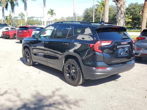 2023 GMC Terrain AWD AT4