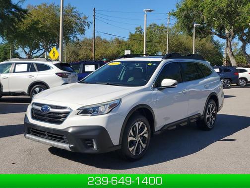 Crystal White Pearl 2022 Subaru Outback Limited