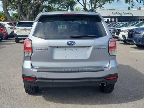 2018 Subaru Forester 2.5i Touring