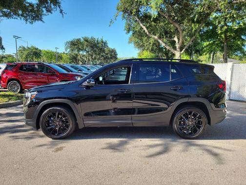 Ebony Twilight Metallic 2023 GMC Terrain SLT