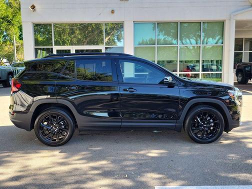 Ebony Twilight Metallic 2023 GMC Terrain SLT