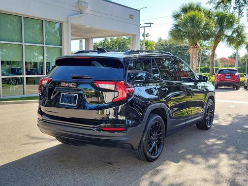 Ebony Twilight Metallic 2023 GMC Terrain SLT