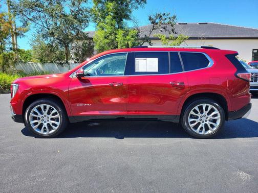 2024 GMC Acadia Denali