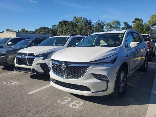 2023 Buick Enclave Avenir