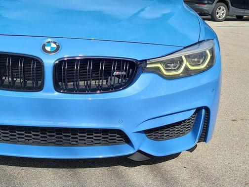 Yas Marina Blue Metallic 2020 BMW M4 Base