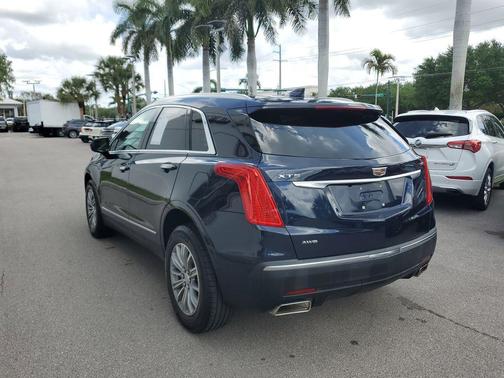 Dark Adriatic Blue Metallic 2017 Cadillac XT5 Luxury