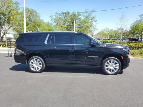 2023 Chevrolet Suburban 2WD High Country
