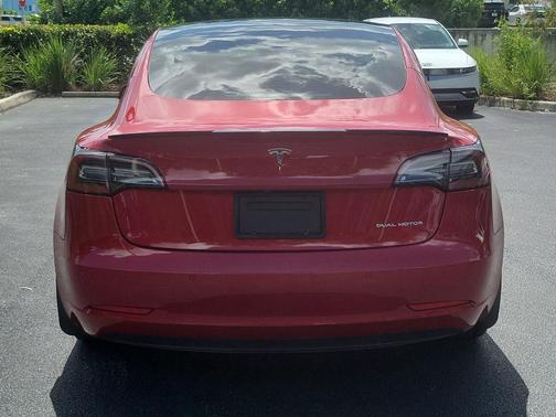 2022 Tesla Model 3 Long Range