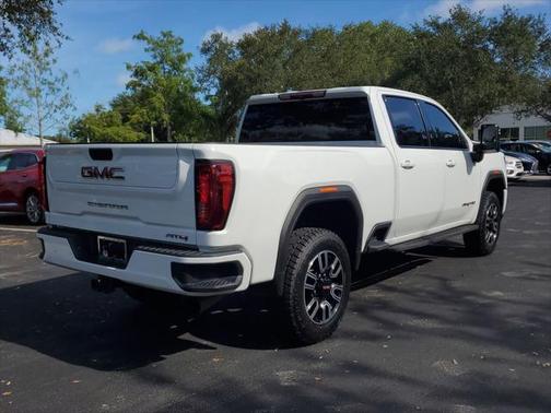 2023 GMC Sierra 2500 AT4