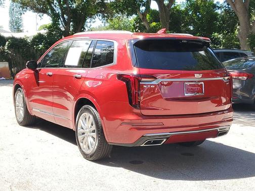 2024 Cadillac XT6 Premium Luxury FWD