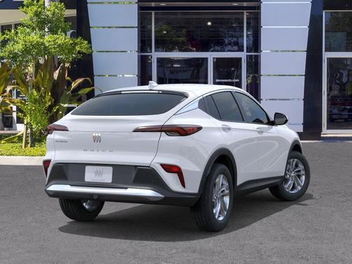 Summit White 2026 Buick Envista Preferred FWD