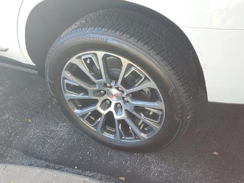 Summit White 2026 GMC Yukon Denali