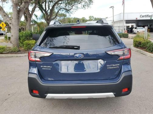 2023 Subaru Outback Touring XT