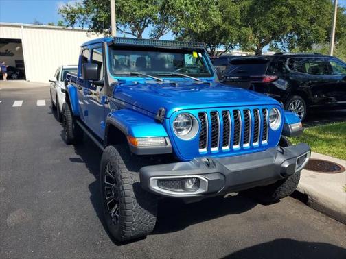 2022 Jeep Gladiator Overland