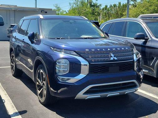 Cosmic Blue Metallic 2022 Mitsubishi Outlander SEL 2.5 S-AWC