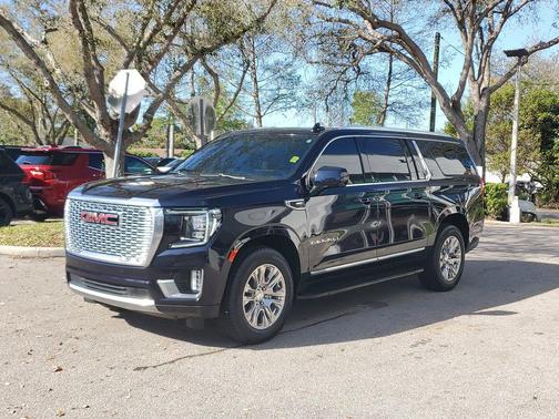 2022 GMC Yukon XL Denali