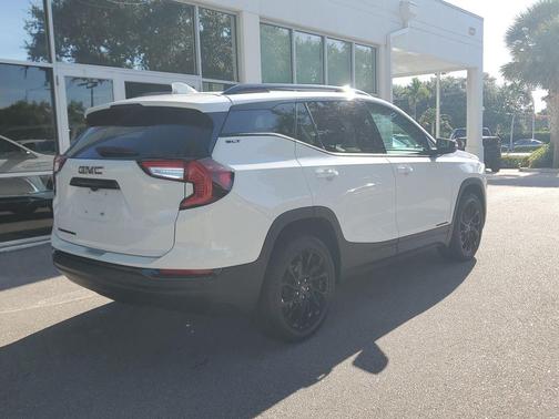 Summit White 2023 GMC Terrain SLT
