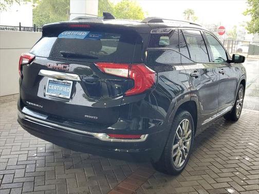 2022 GMC Terrain Denali