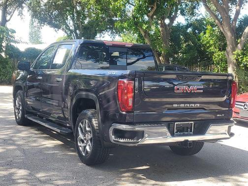 2022 GMC Sierra 1500 SLT