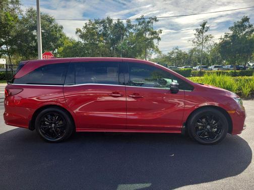 2023 Honda Odyssey Sport