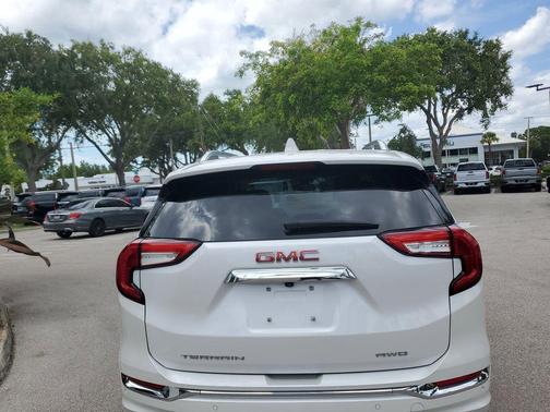 White Frost Tricoat 2023 GMC Terrain Denali