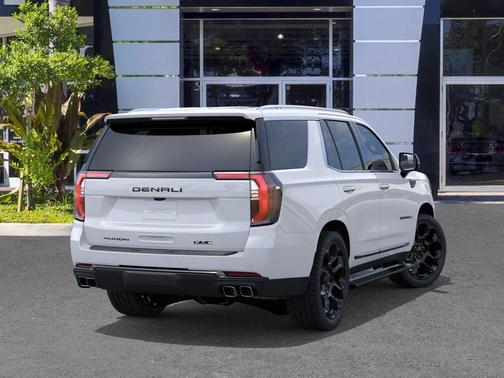 Glacier White Tricoat 2026 GMC Yukon Denali Ultimate