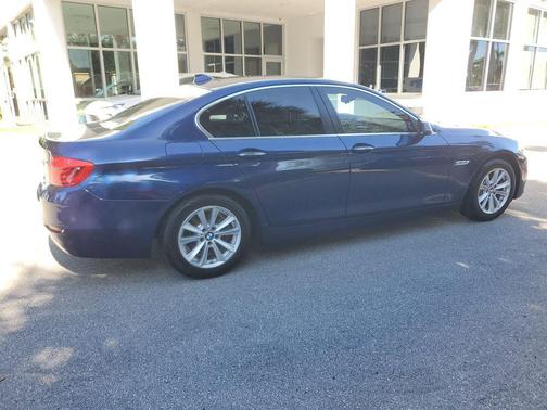 2016 BMW 528 528i
