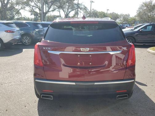 2018 Cadillac XT5 Luxury