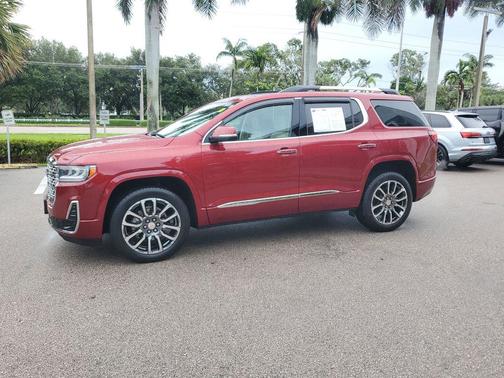 2020 GMC Acadia Denali