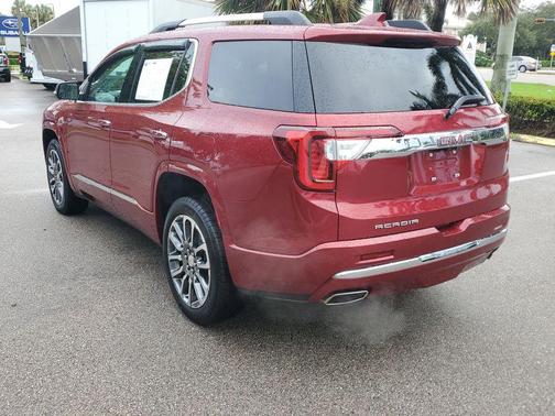 2020 GMC Acadia Denali