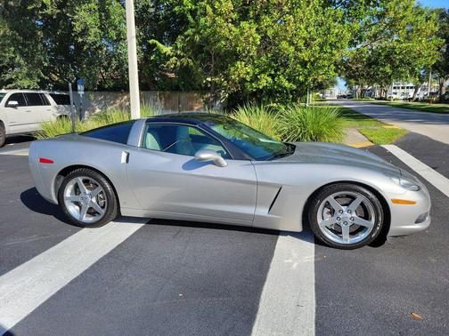 2006 Chevrolet Corvette Base