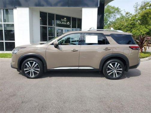2024 Nissan Pathfinder Platinum 4WD