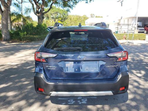 Cosmic Blue Pearl 2023 Subaru Outback Limited