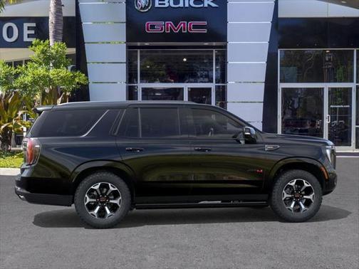 2025 GMC Yukon 4WD AT4