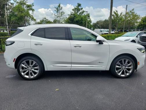 2022 Buick Envision FWD Avenir