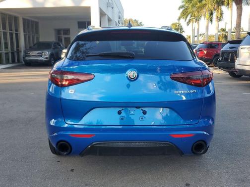 2023 Alfa Romeo Stelvio Veloce AWD