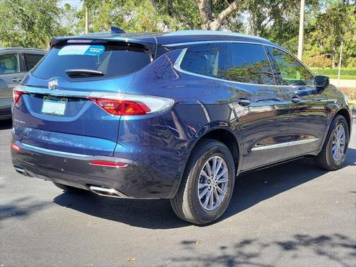 2024 Buick Enclave Essence FWD