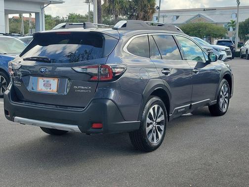 2025 Subaru Outback Touring XT