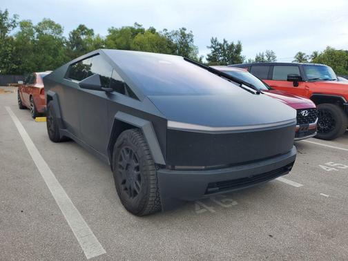 2024 Tesla Cybertruck All-Wheel Drive