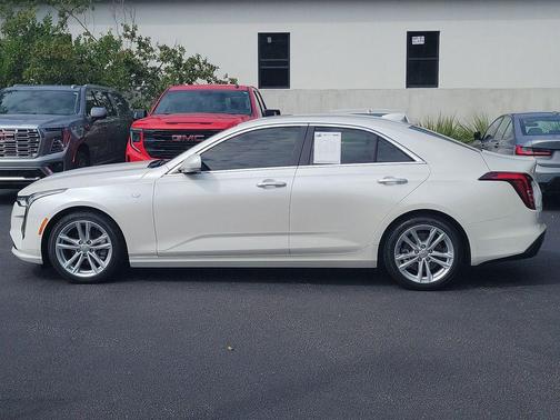 2022 Cadillac CT4 Luxury