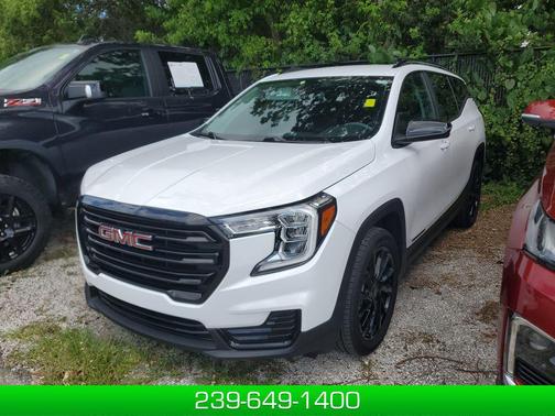Summit White 2023 GMC Terrain SLE