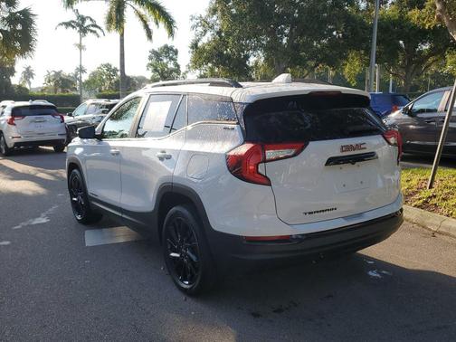 Summit White 2023 GMC Terrain SLE