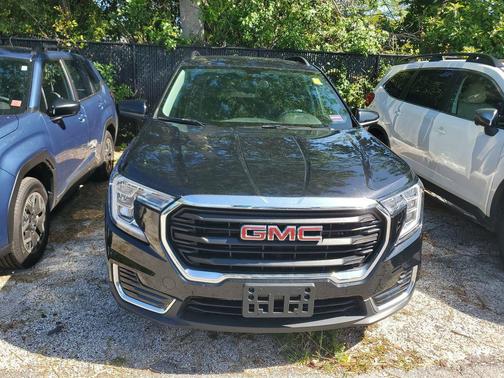 Ebony Twilight Metallic 2022 GMC Terrain SLE