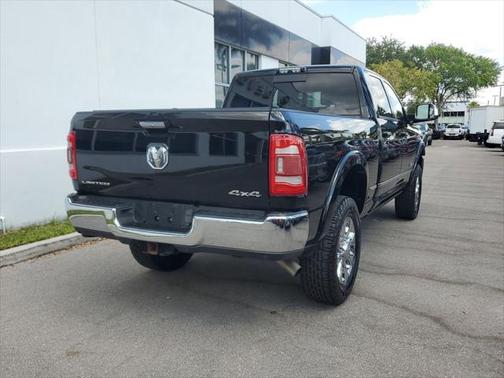 2019 RAM 2500 Limited Crew Cab 4x4 6'4' Box