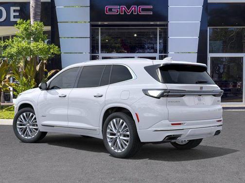 iridescent white tricoat 2026 Buick Enclave Avenir