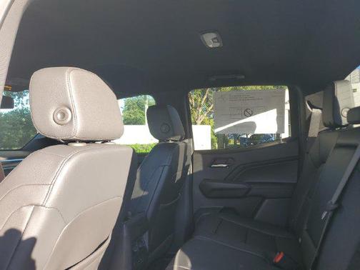 Summit White 2026 GMC Canyon Elevation