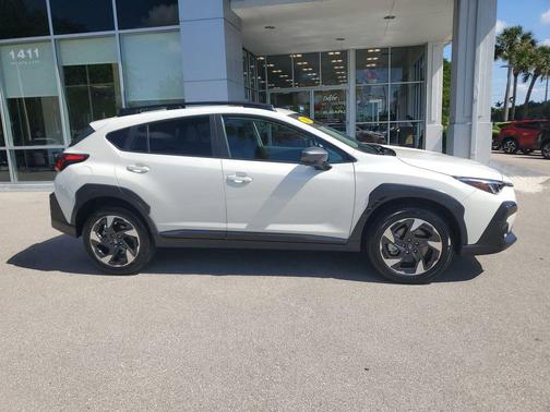 Crystal White Pearl 2025 Subaru Crosstrek Limited