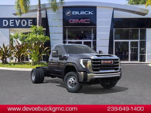 2025 GMC Sierra 3500 Base