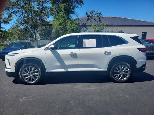 2025 Buick Enclave Preferred FWD